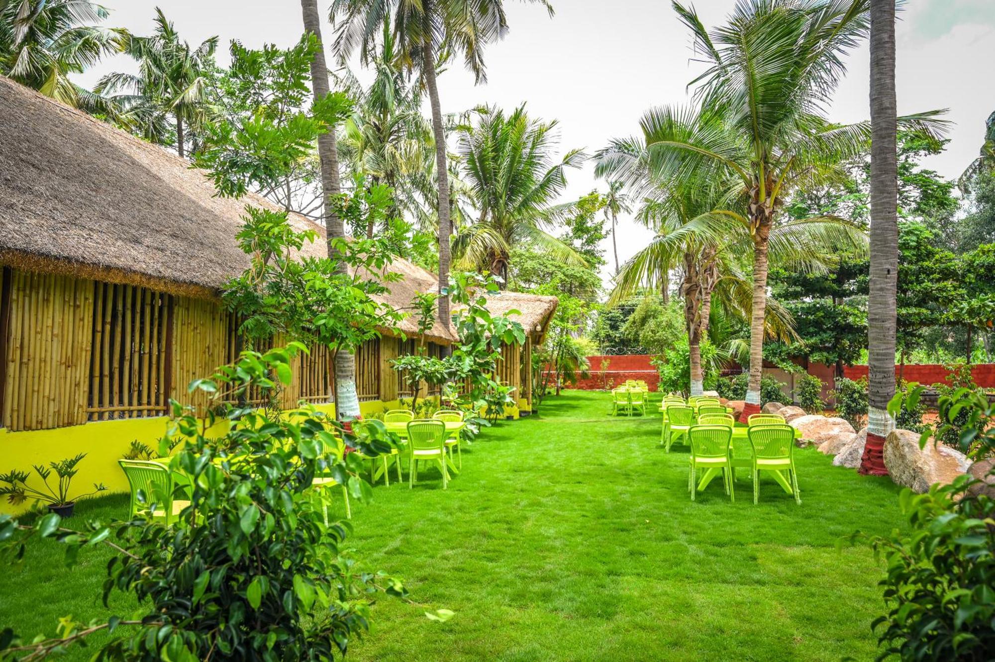Hotel Tamarind Tree Way Side Amenities Hospet Exterior foto